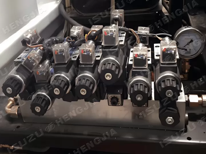 صمام الملف اللولبي