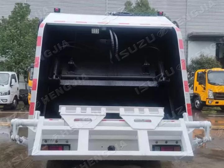 آلية ملء الضغط